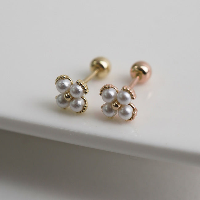 Pearl Flower 14K Gold Pierced Earring