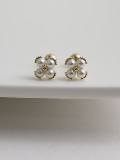 Pearl Flower 14K Gold Pierced Earring